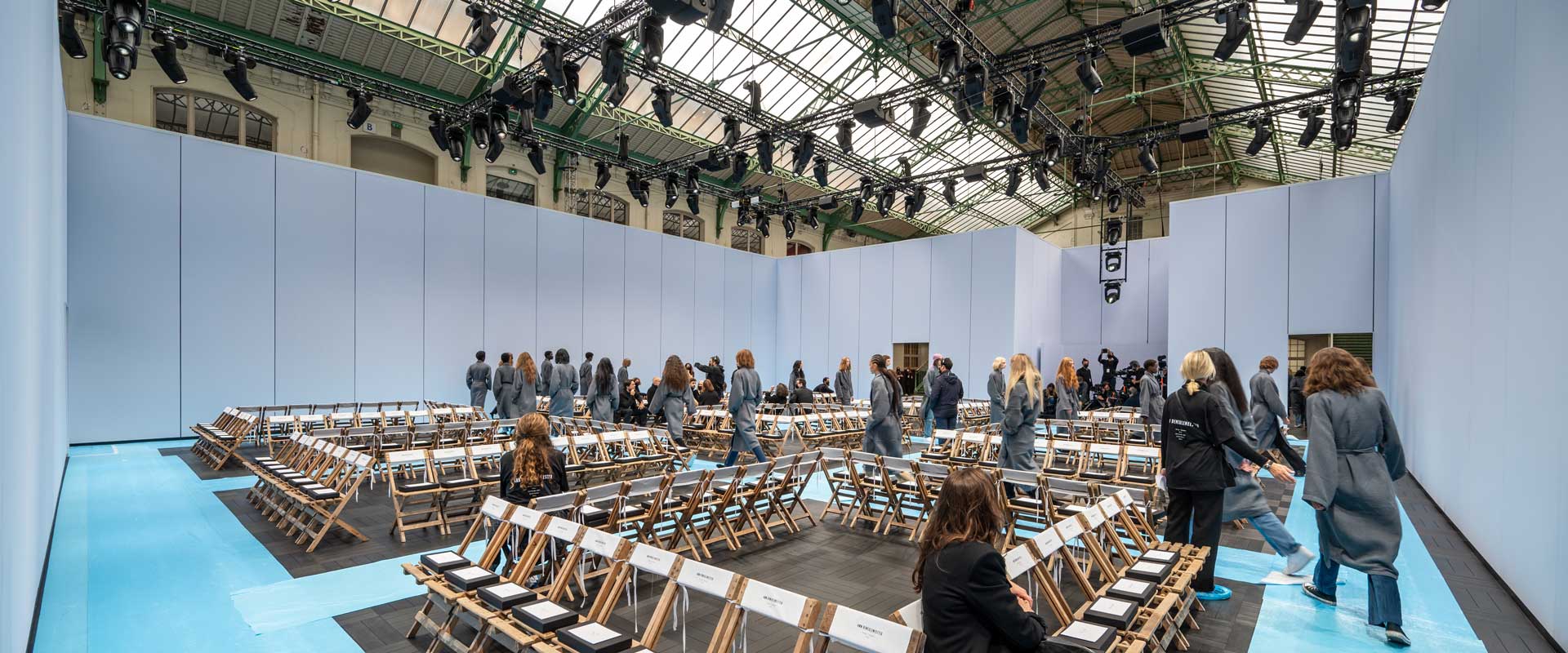 Alternative text - Paris Fashion Week | Ann Demeulemeester | Septembre 2021