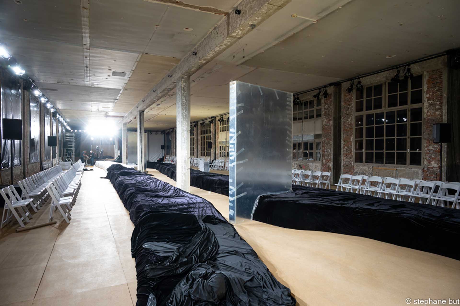 Alternative text - Paris Fashion Week | ACNE Studios | Septembre 2021