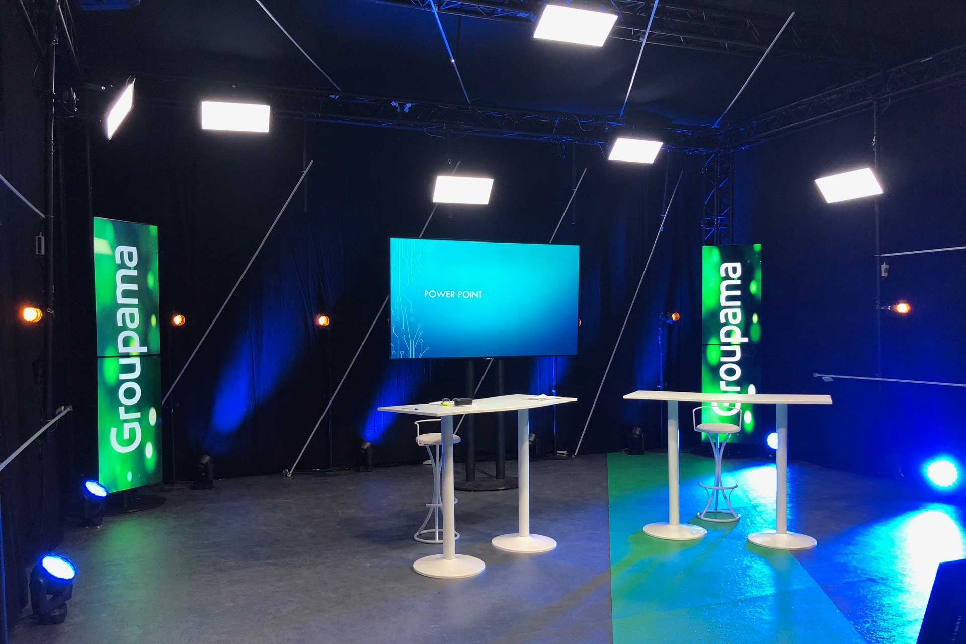 Alternative text - Groupama dans le Studio 31 de Novelty Toulouse